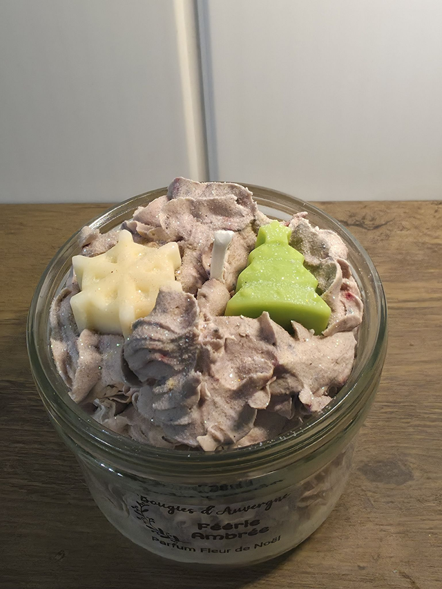 Féérie ambrée parfum fleur de Noël