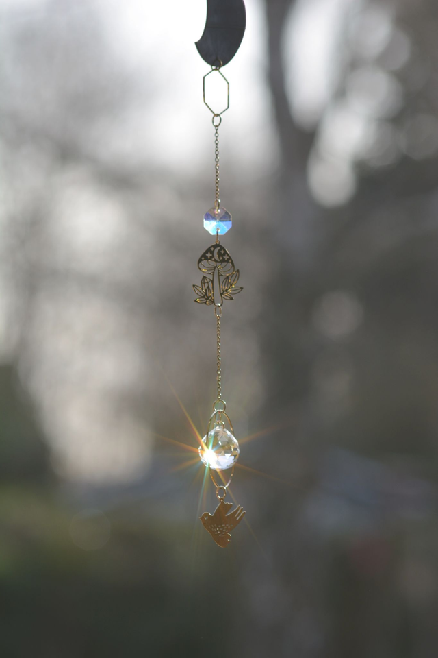 Attrape Soleil d'intérieur Upcyclé  - POETIQUE - Chambre à Air Valorisée &amp; Perles Recyclées - Pièce Unique 