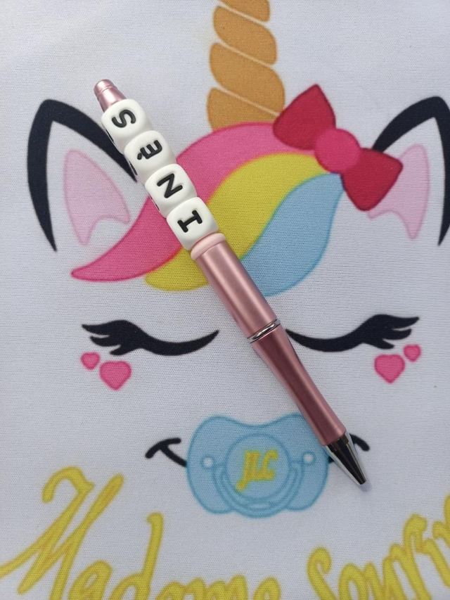 Stylo avec recharge Mot