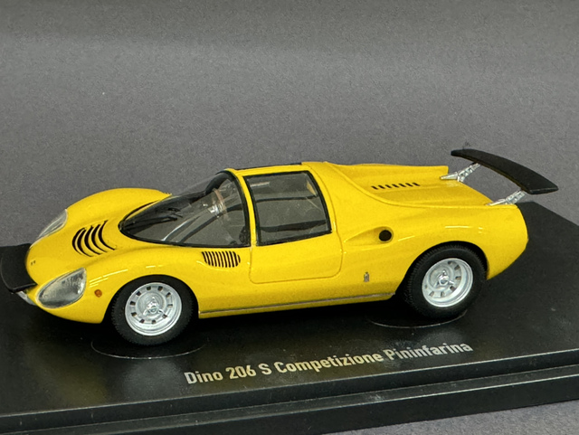 Ferrari Dino S Cometizione Pininfarina Masterpiece 1:43
