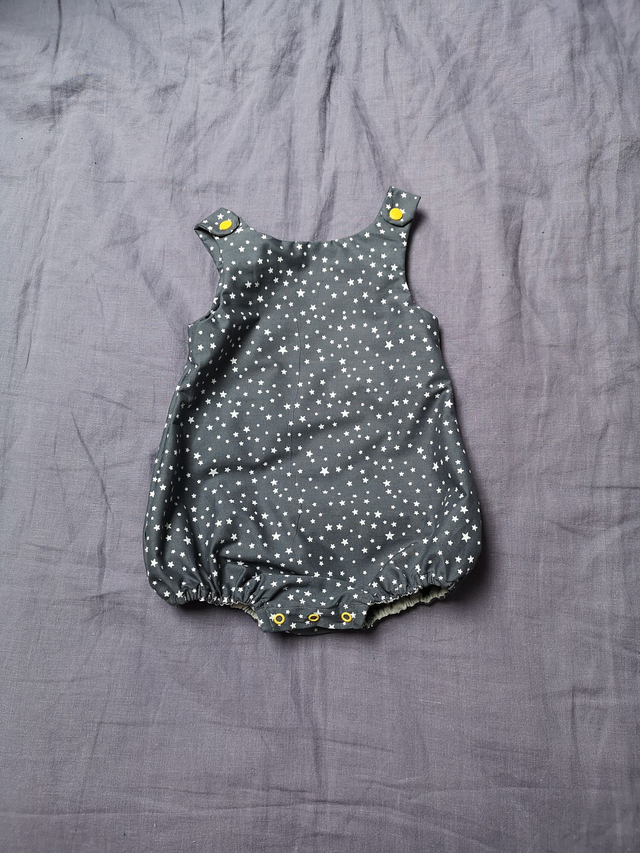 Barboteuse taille 6 mois