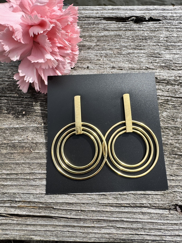 Gradient circle earrings 