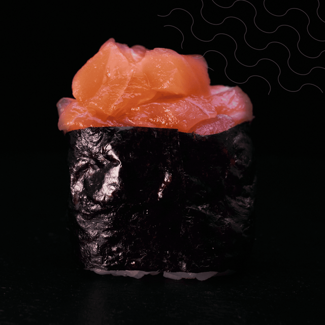 #33 Gunkan with salmon