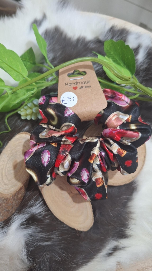 S-005. Potions and gems