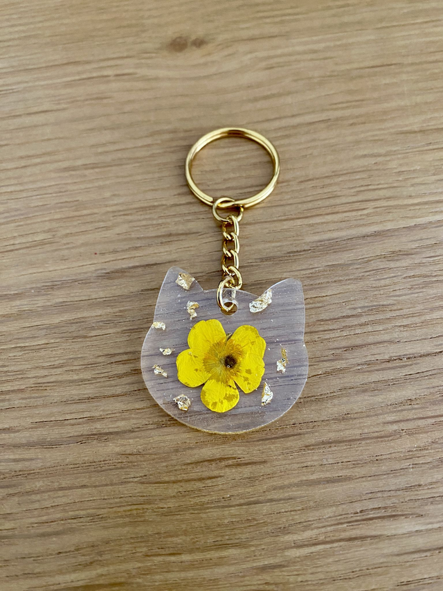 Porte clé chat - bouton d'or