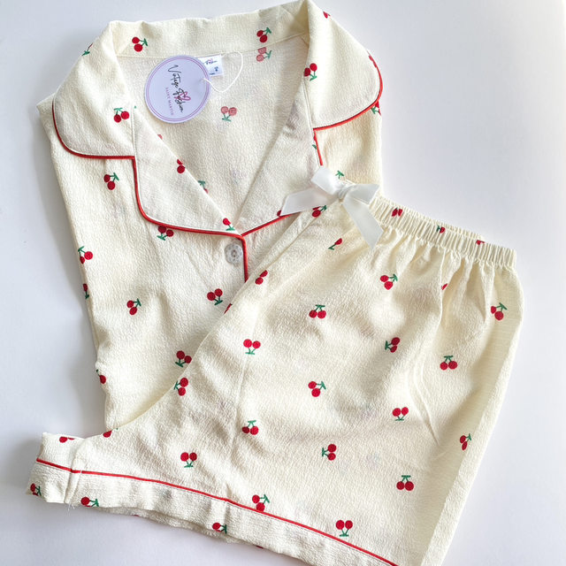 Pyjama Cherry