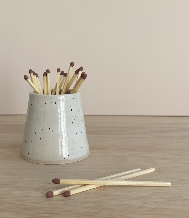 Match Stick Striker Pot