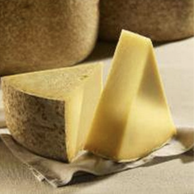Cantal Cheese (French) kg