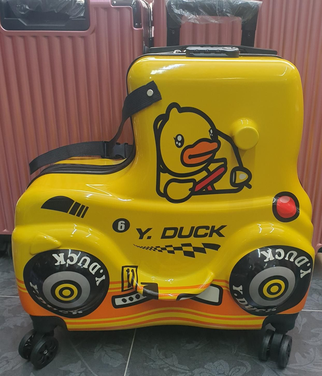  Children Luggage With Seat
