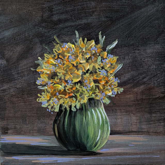 Daffodils in vase
