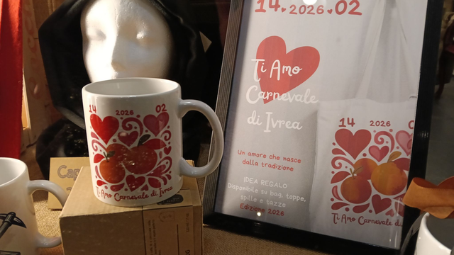Tazza “Ti Amo – Carnevale di Ivrea”