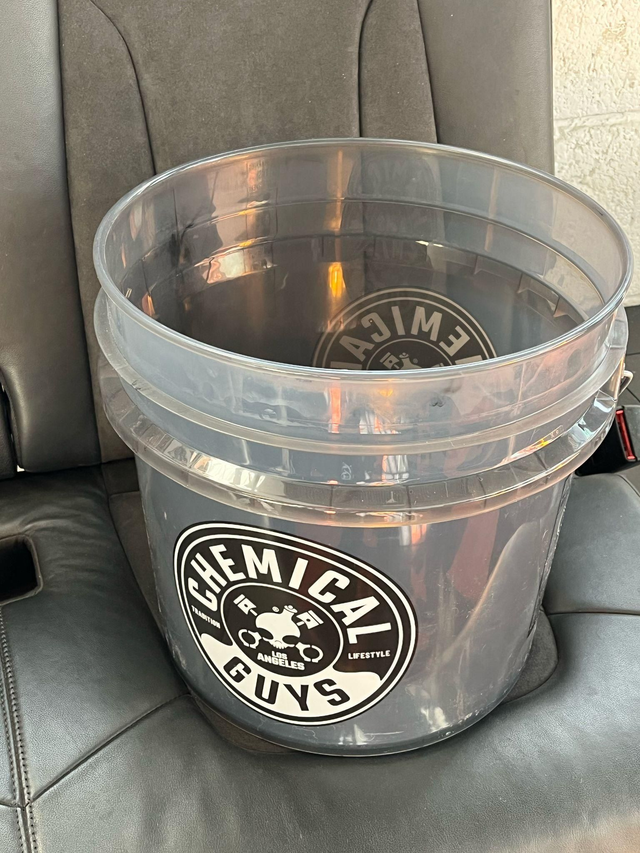 Chemical guys wash bucket