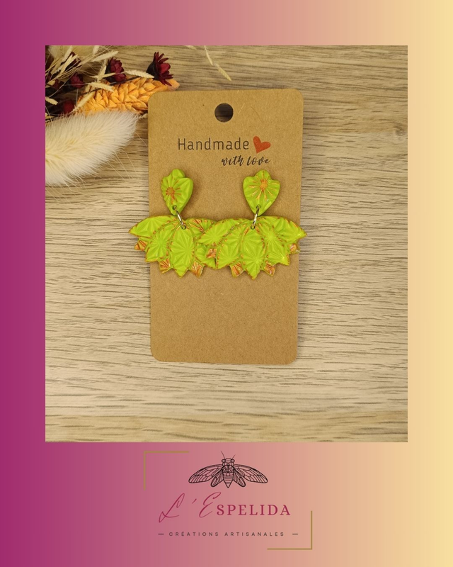 Lotus texturés, verts et orangés