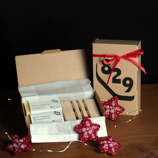 Coffret 1 savon + 1 shampoing + 1 porte-savon