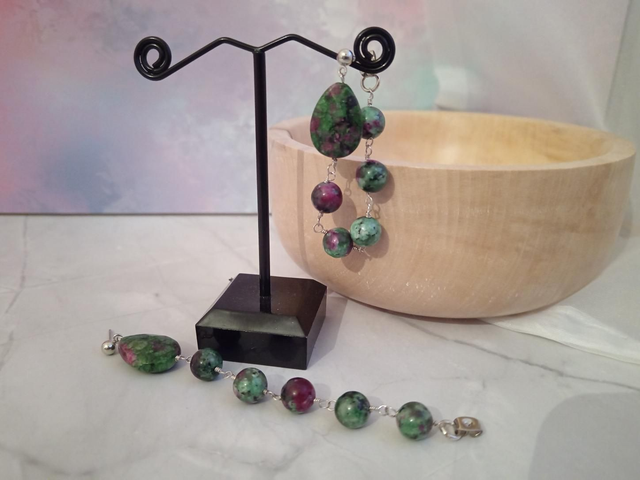 Ruby Zoisite stud earrings 