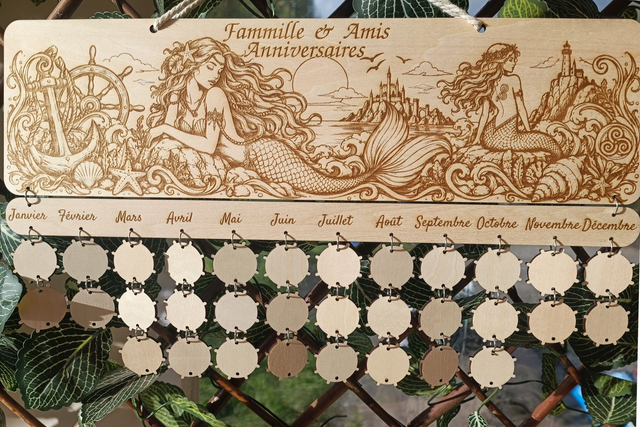Calendrier des anniversaires en bois – La Sirène
