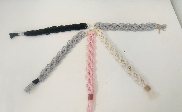 Marque page en macramé