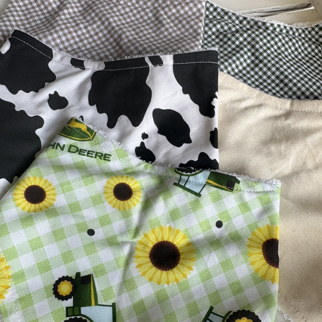 John Deere Five Pack Classic Style Bamboo Bibs  