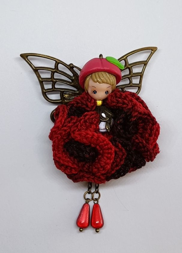 BROCHE POUPEE (5)