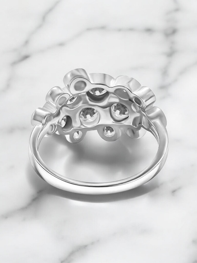 Beautiful Swarovski Zirconias Bubble Design Ring.