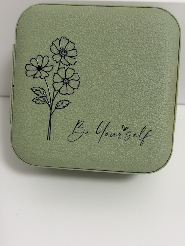 Personalized Jewelry Box, Bridesmaid Gift, Wedding Favors, Custom Jewelry Box, Travel Jewellery Case, Birthday,Gift for Her