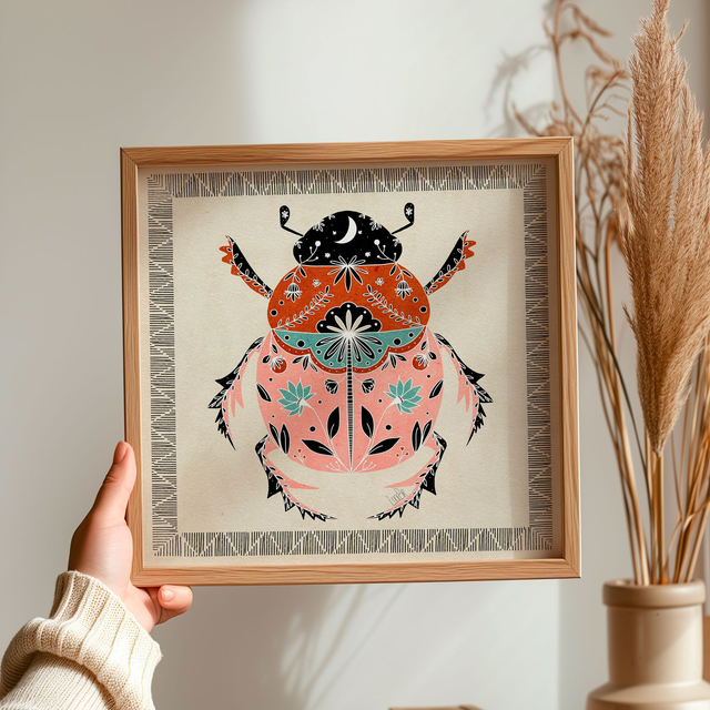 Affiche carrée illustrée 21 cm &quot;Scarabée coloré&quot; | Rose