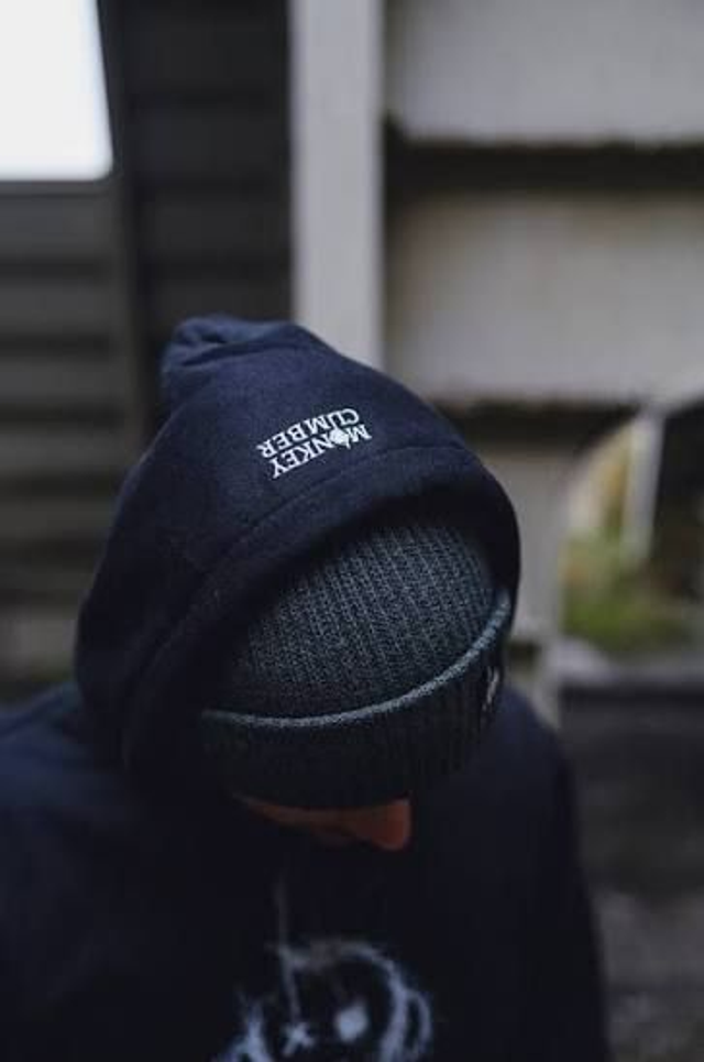 SURFACE HOODIE I BLACK