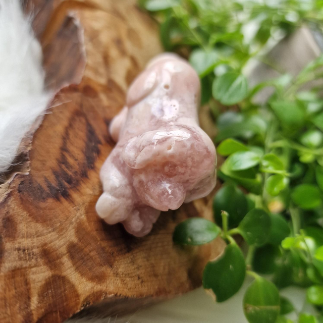 Flower Agate Pig Carving 