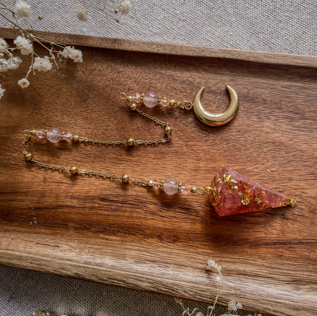 Pendule quartz fraise