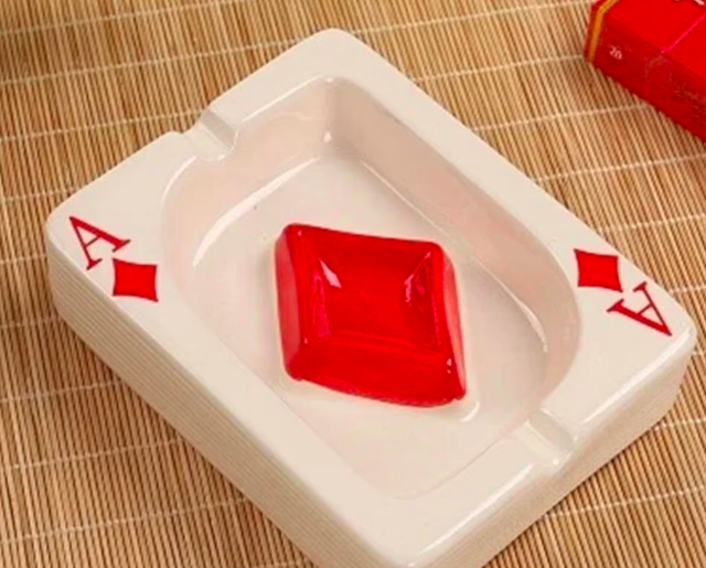 Prachtige asbakken speelkaarten model (13.5x10.5cm)