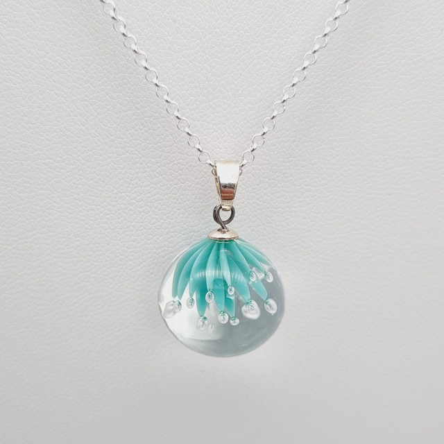 Pendentif Ariel vert 1