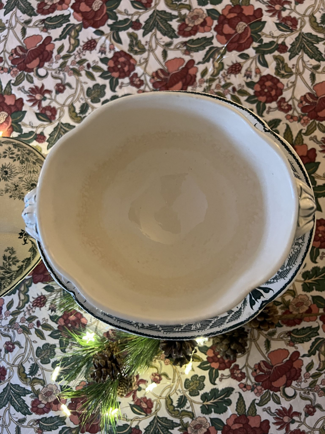 MOLIERE - Saucière sur dormant signée Sarreguemines - Terre de Fer