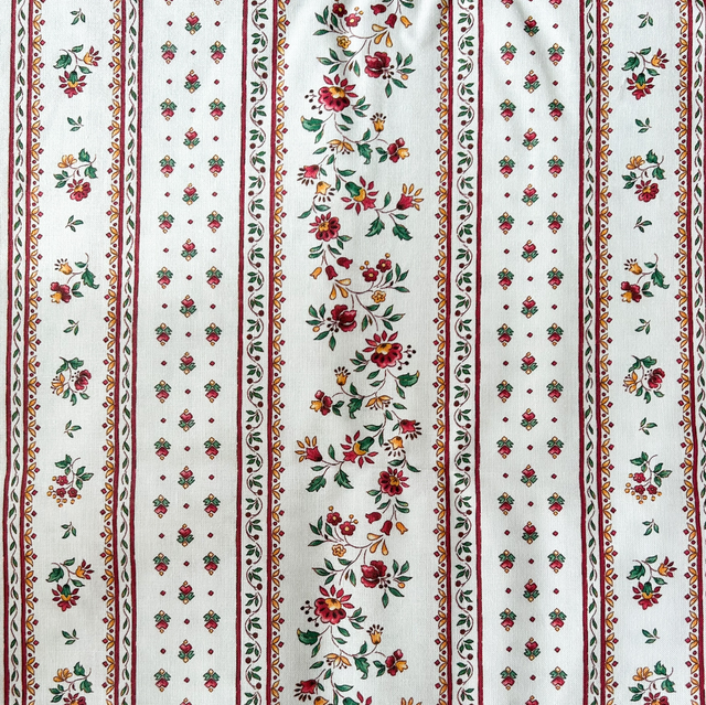Tissu provençal fleuri