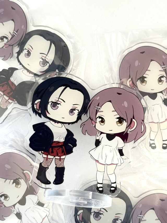 STAND ACRYLIQUE NANA 