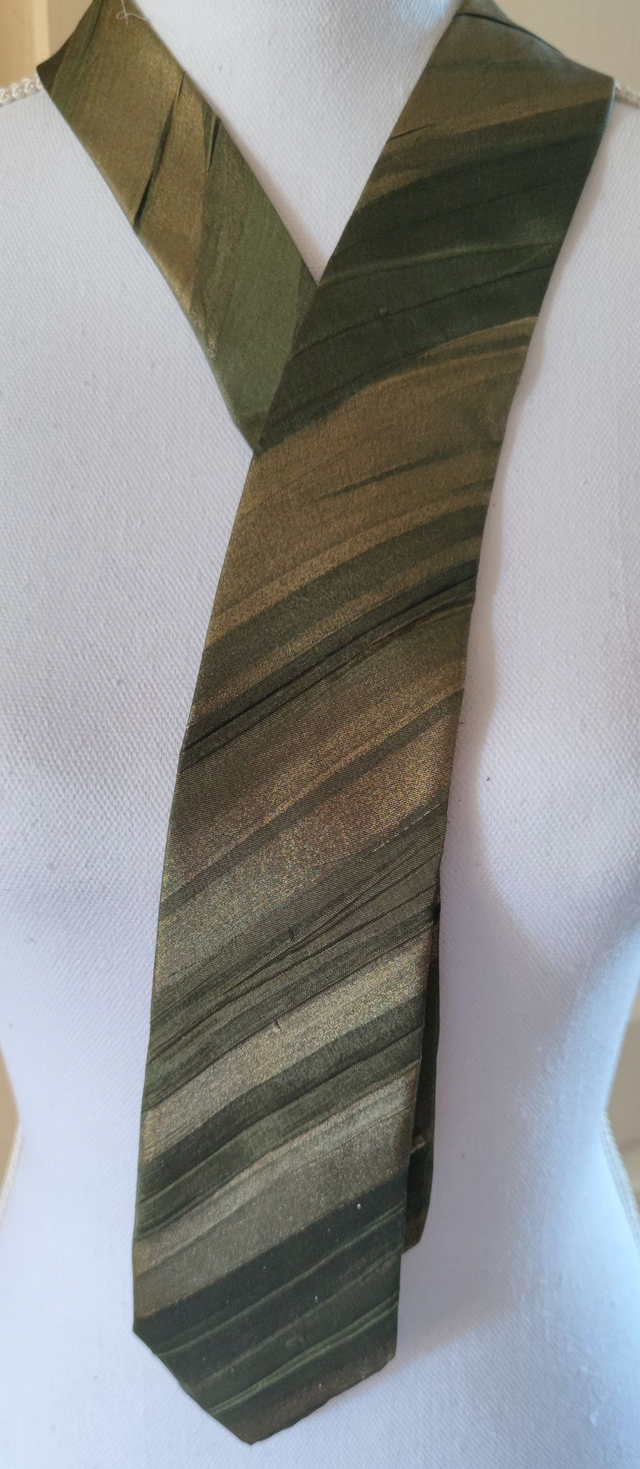 Cravate kaki/doré 