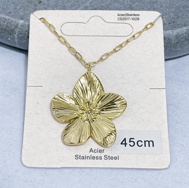 Collier maillon fleur pétale 