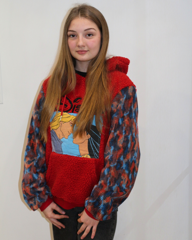 🍂 Hoodie pull "L'Air du Vent Pocahontas " – Pièce Unique Upcyclée (Taille 40/42)