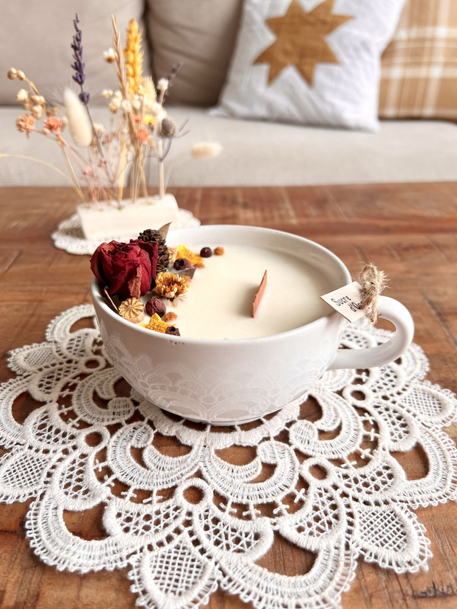 ✨ Bougie Sucre d'orge - grande tasse à thé "blanche"