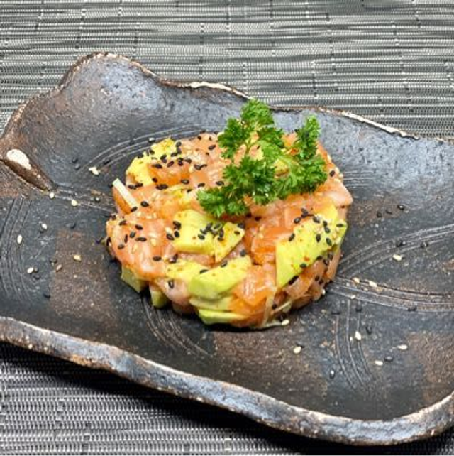 Tartare Di Salmone