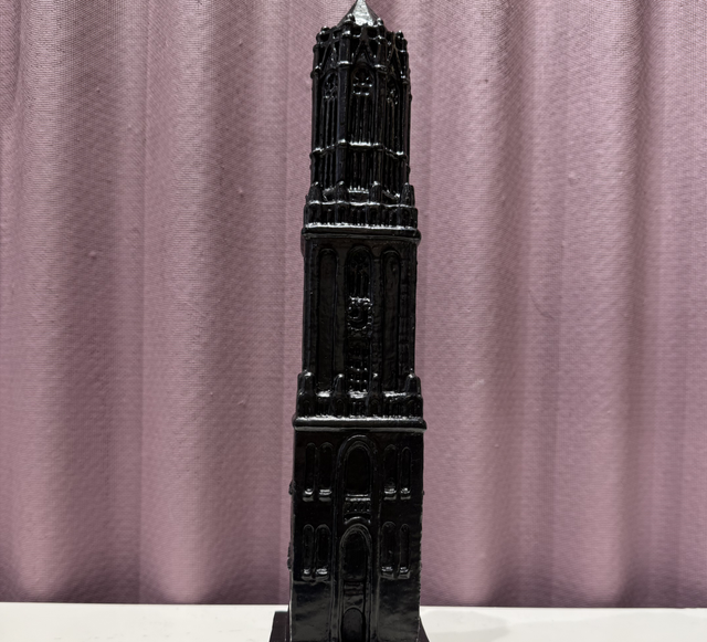 Domtoren - steen 34 cm zwart