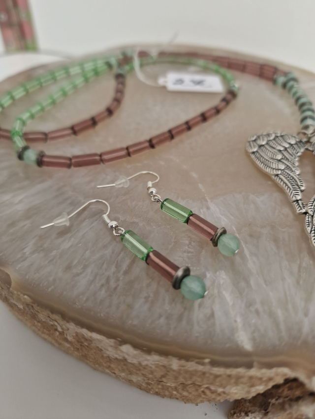 Parure Bijoux Perles De Verre Vert Prunes Ailes Argentées