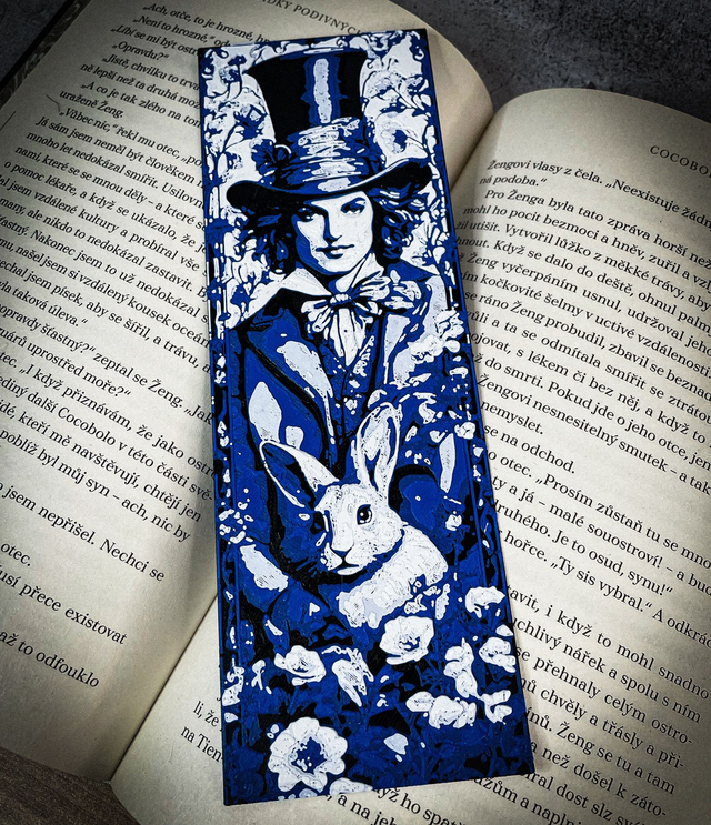 Záložka velká Wonderland