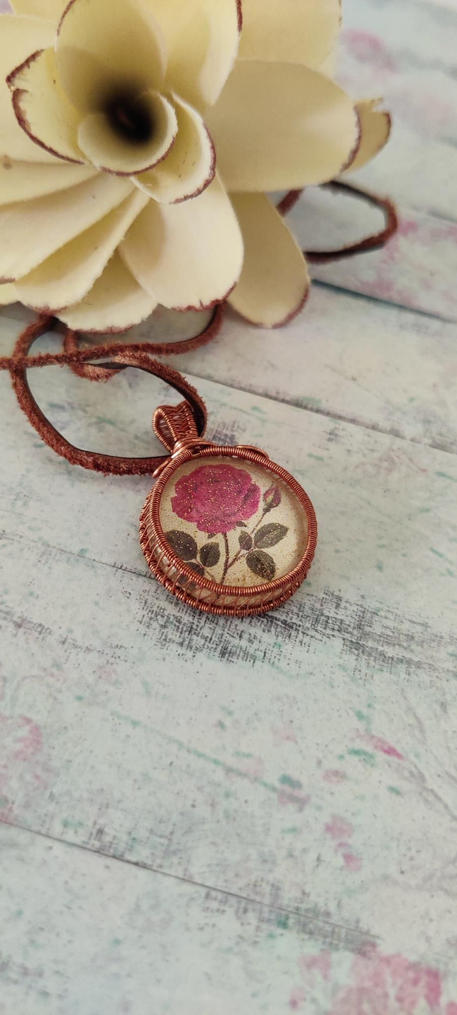 #70 riipus Punainen ruusu