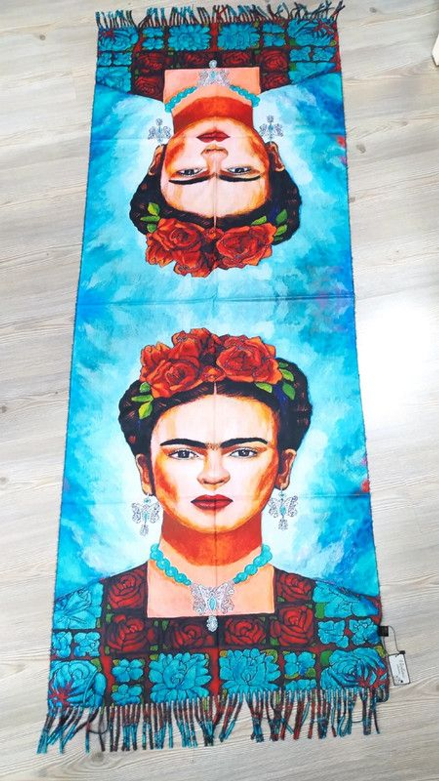 Stola Frida Kahlo
