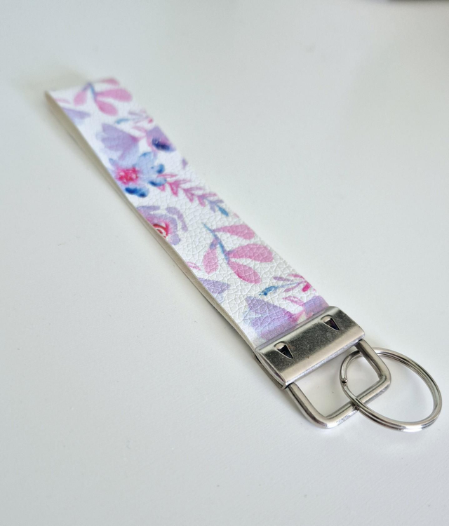 Floral Faux Leather Wristlet 