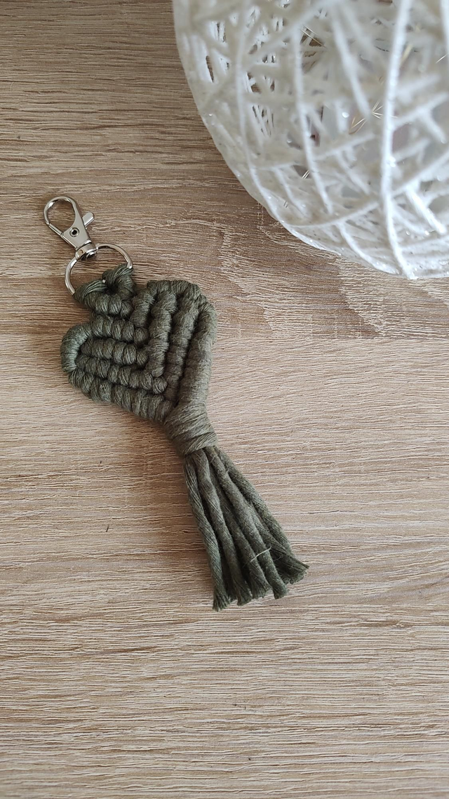 Porte-clé cœur • Kaki