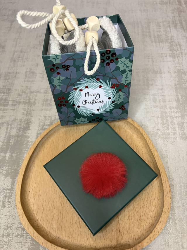 Sapins de Noël à suspendre – Velours côtelé taupe & sherpa blanc