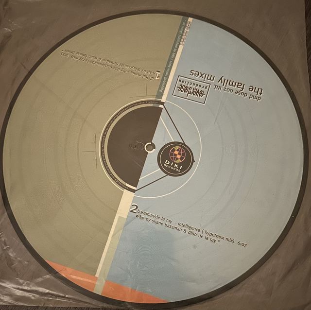 BASSMAN DE LA RAY - INTELLIGENCE - PICTURE DISC (LA BUSH CLASSIC)