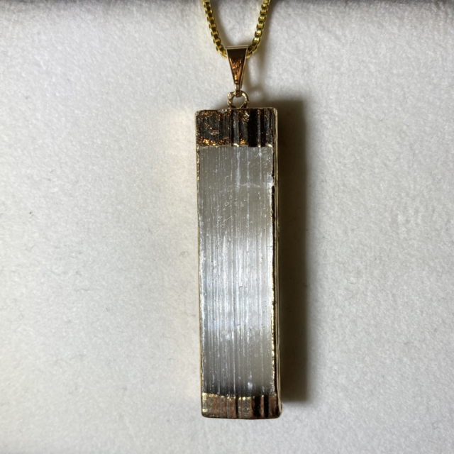 Selenite pendant gold plated