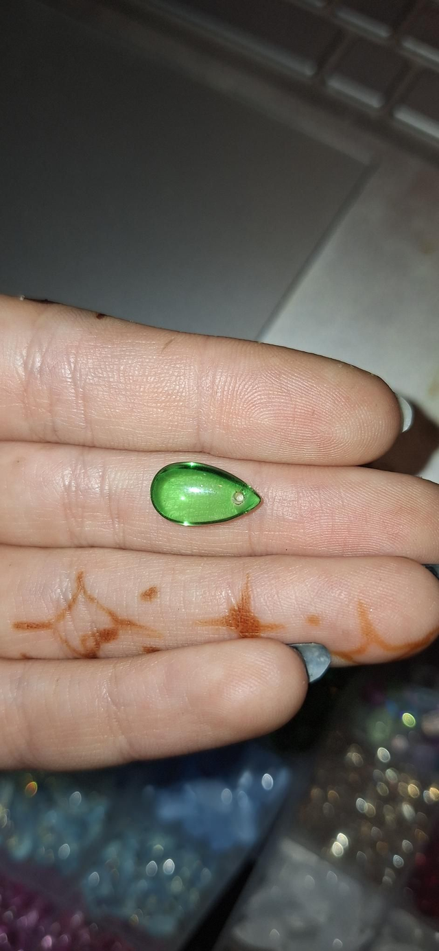 Glass gems dark green Translucent 